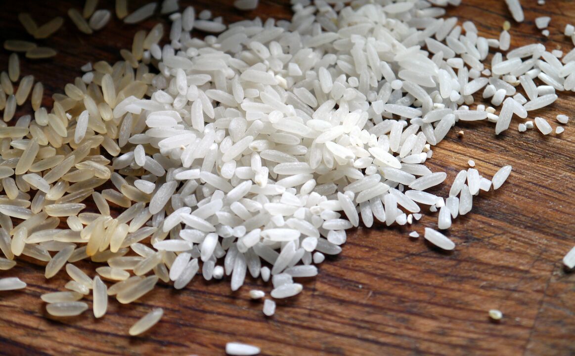 raw rice vs worms