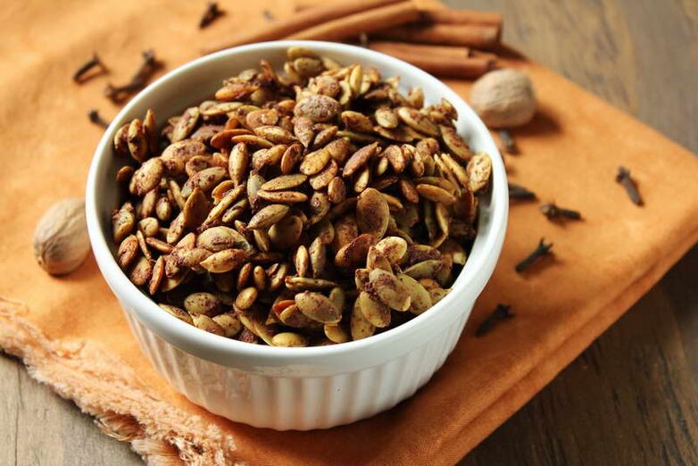 Anthelmintic pumpkin seeds can also be used with cocoa. 